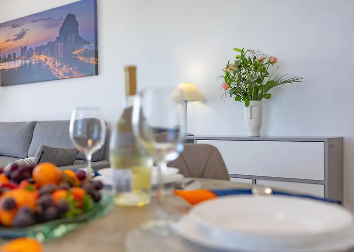 Elysium Vistas Panoramicas Al Mar * 卡尔佩